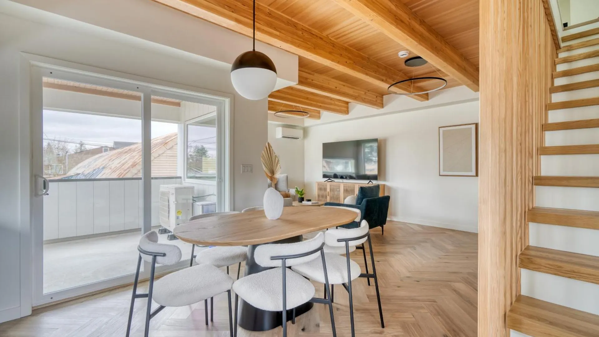 Holiday home Lively Alberta Arts Townhome Portland United States